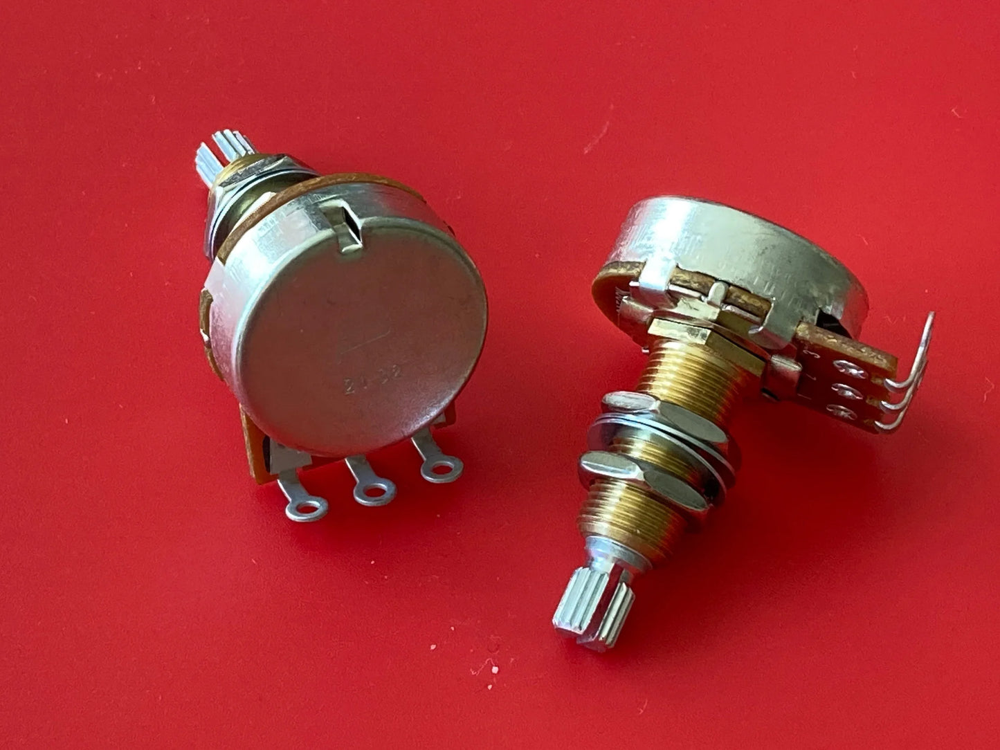 500K Bourns Pot Pro Audio Long Shaft Audio Taper Qty 1